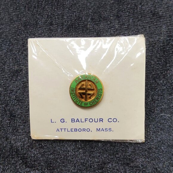 Vintage Collectible American Institute of Chemists lapel pin made by L.G. Balfou - Picture 1 of 3